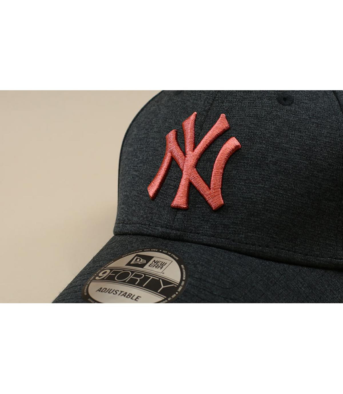 Cap curve NY schwarz Cap curve NY schwarz